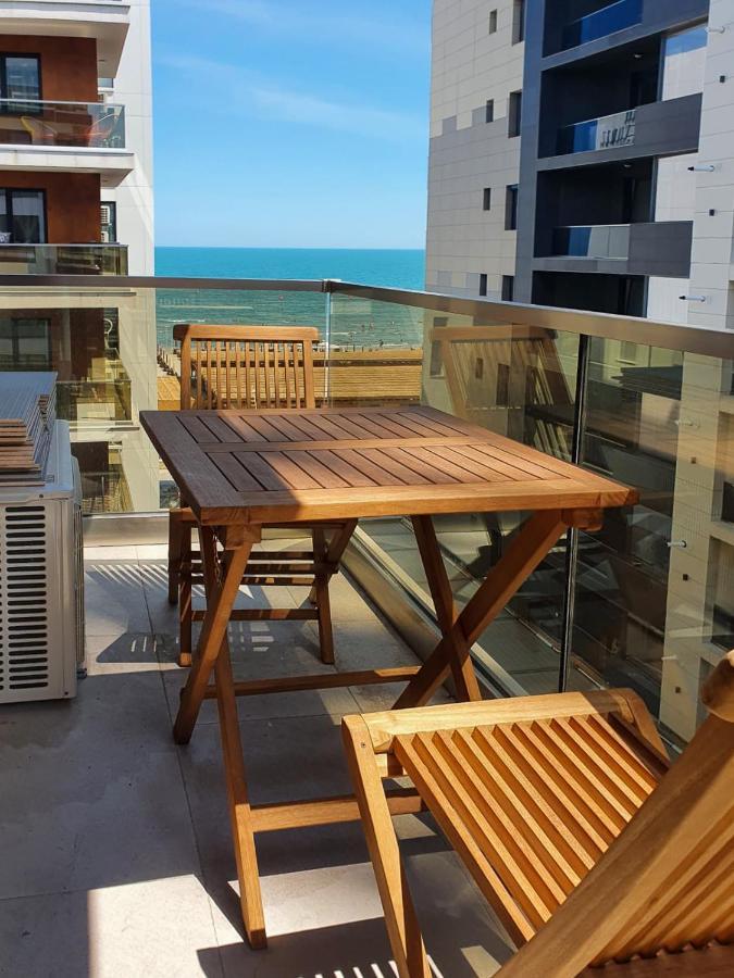 Black Sea Booking - Sky Năvodari Exterior foto